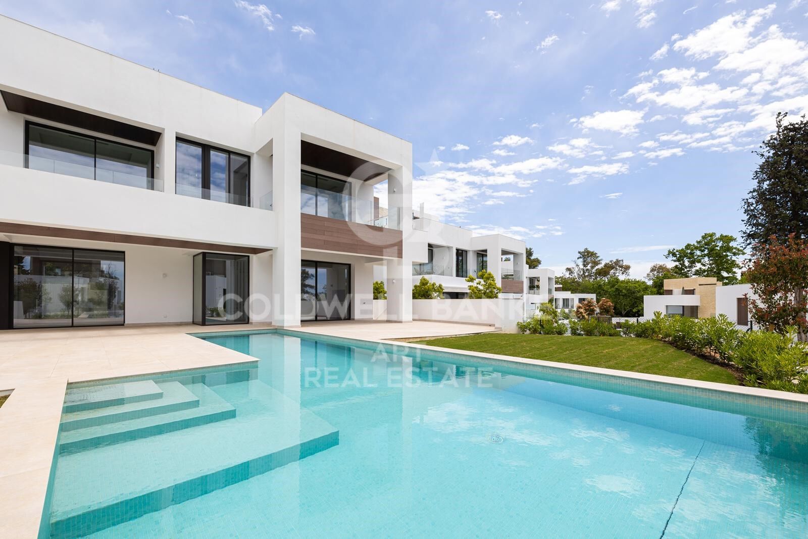 Villa à Marbella, Malaga, Espagne 4 chambres, 730 m2 No. 157473