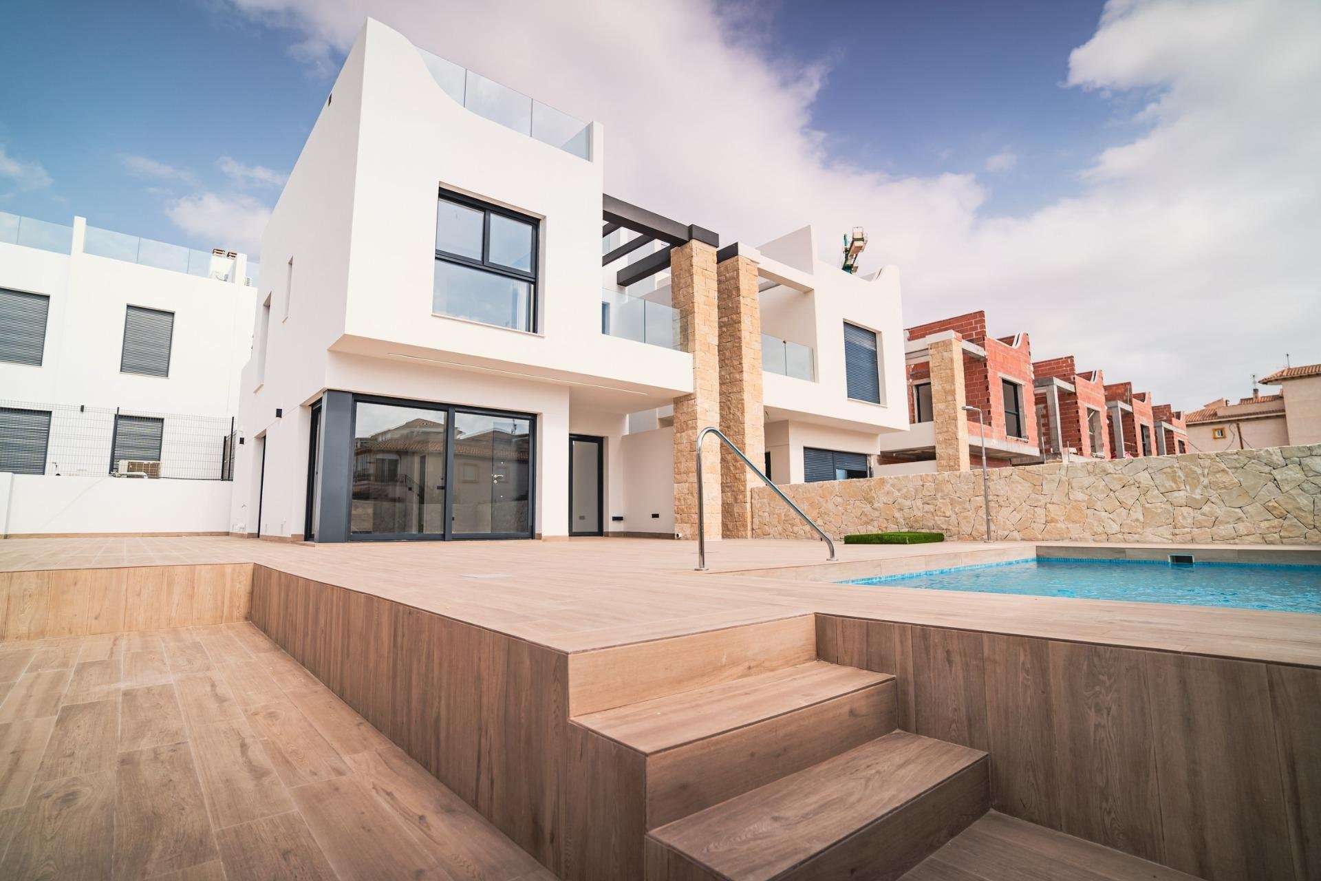 Villa en Punta Prima, Alicante, España 4 dormitorios, 121 m2 No. 136954