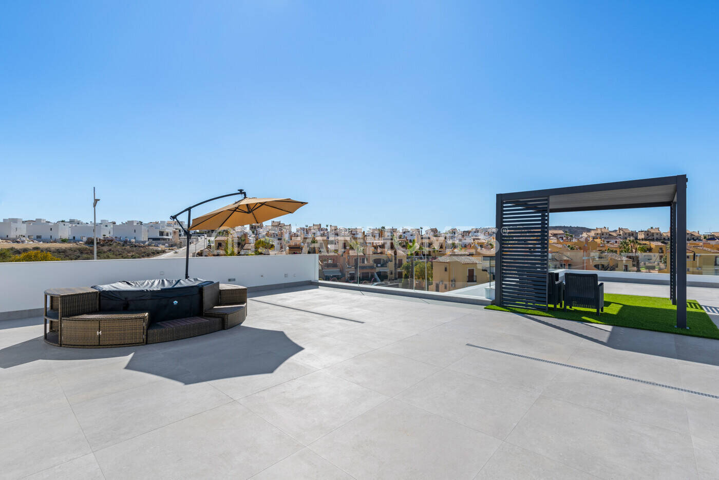 Huvila Algorfa, Alicante, Espanja 3 makuuhuonetta, 130 m2 No. 67642