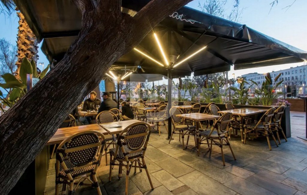 Kafejnīca / restorāns Ciutat Vella, Barcelona, Spānijā 100 m2 Nr. 151901