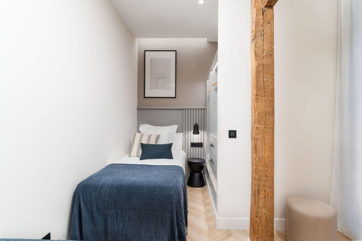 Huoneisto Madrid, Espanja 3 makuuhuonetta, 139 m2 No. 165349