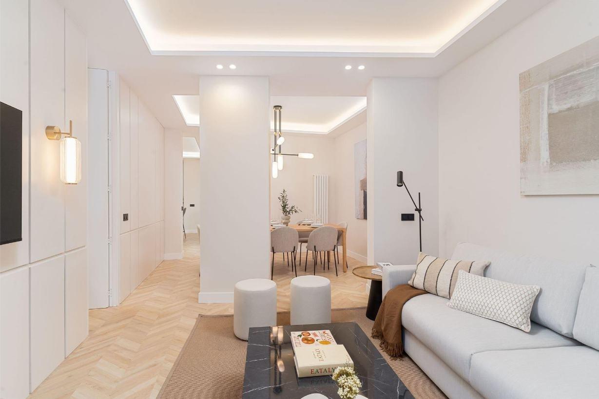 Huoneisto Madrid, Espanja 3 makuuhuonetta, 139 m2 No. 165349