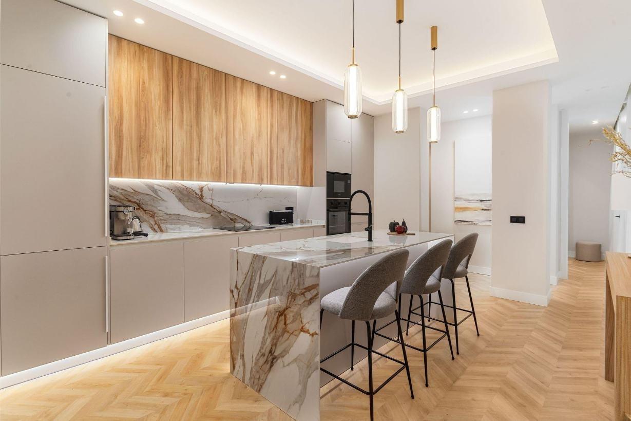 Huoneisto Madrid, Espanja 3 makuuhuonetta, 139 m2 No. 165349