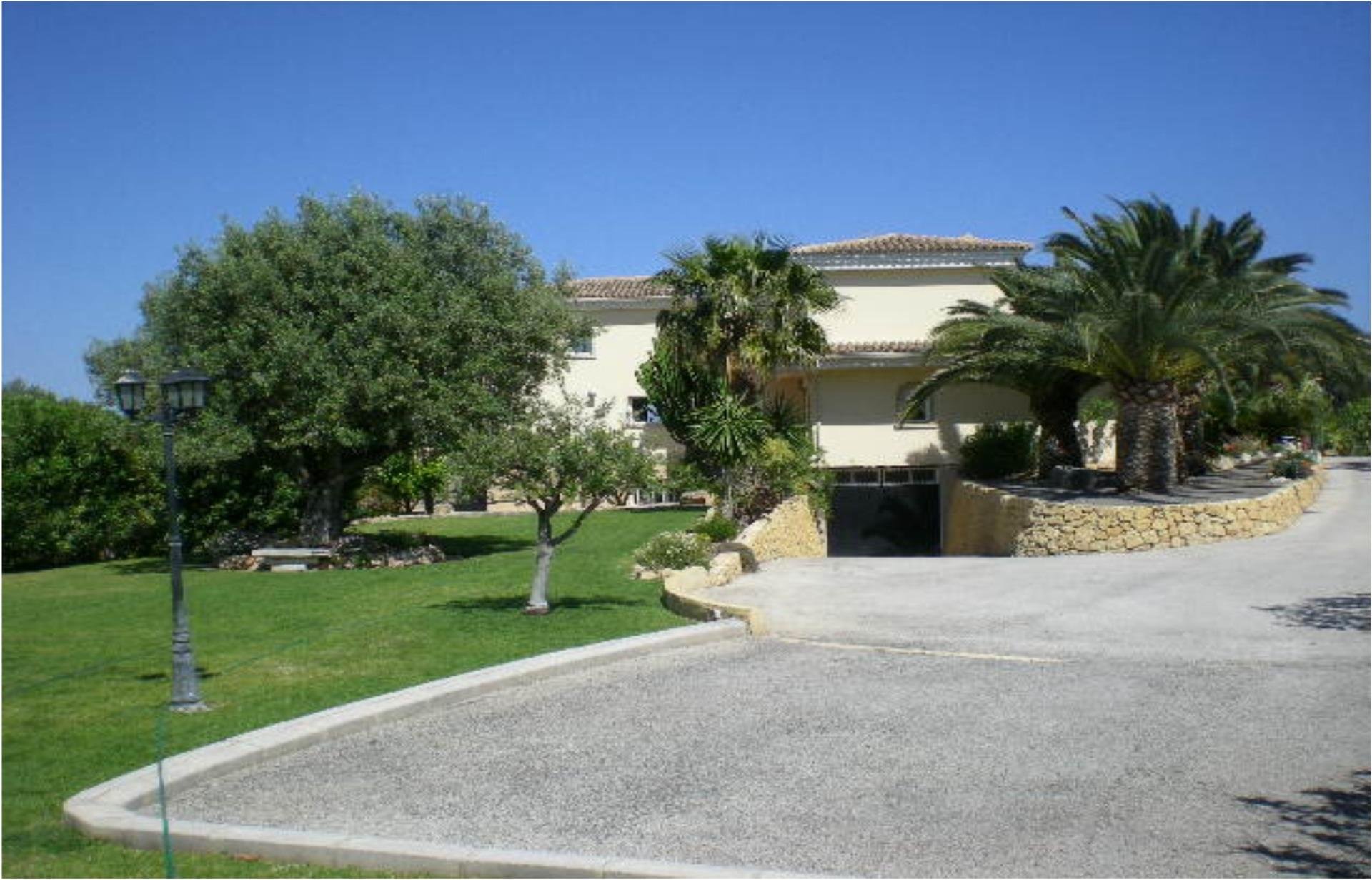 Villa a L'Alfàs del Pi, Alicante, Spagna 5 camere da letto, 1000 mq. N° 165261