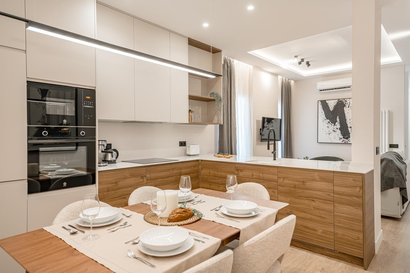 Apartament w Madrid, Hiszpania 3 sypialnie, 112 mkw. nr 165350