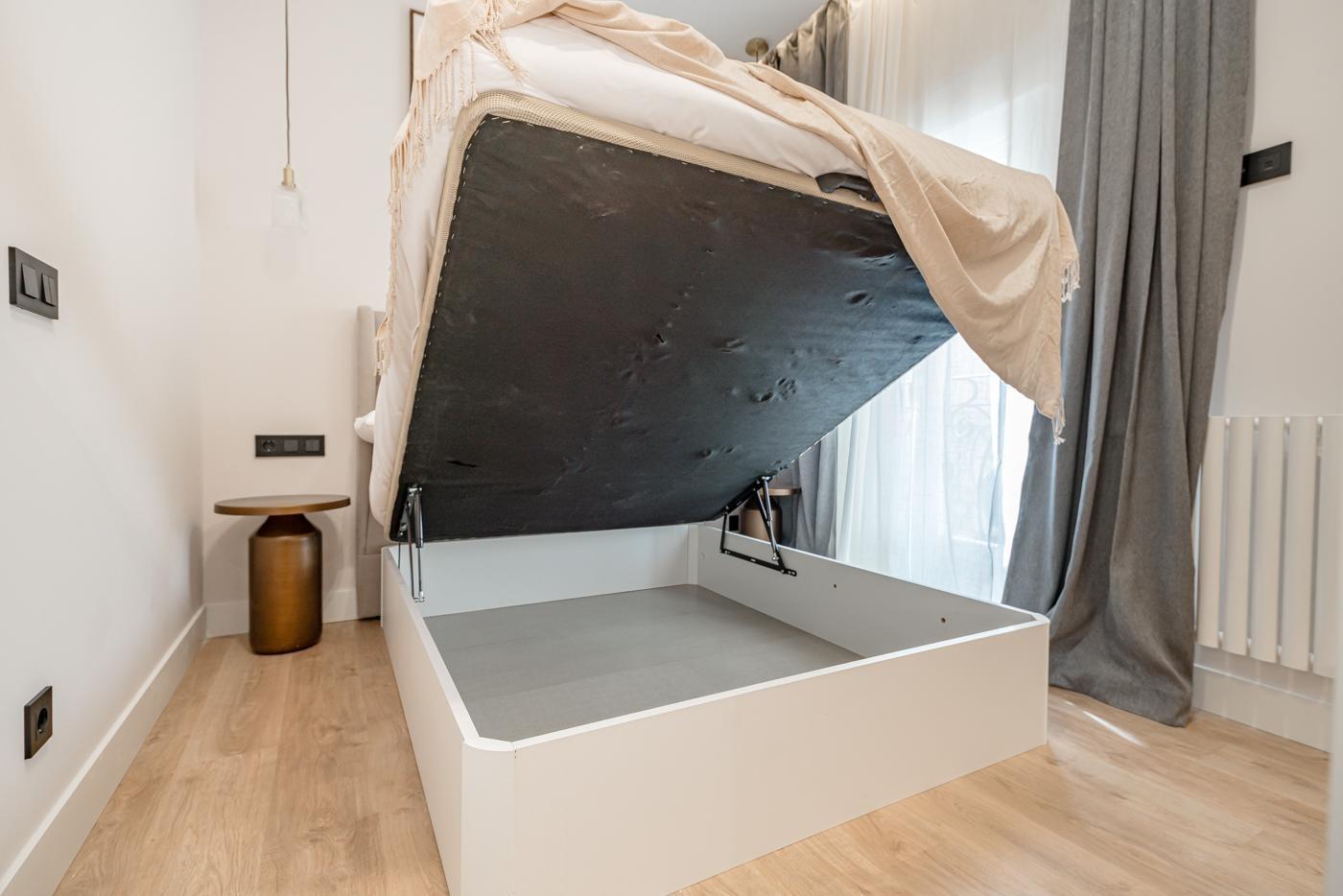 Apartament w Madrid, Hiszpania 3 sypialnie, 112 mkw. nr 165350