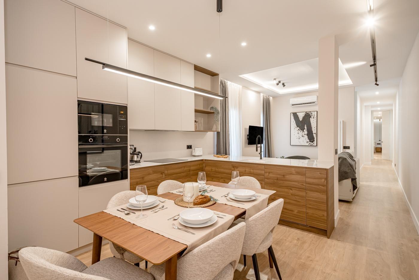 Apartament w Madrid, Hiszpania 3 sypialnie, 112 mkw. nr 165350