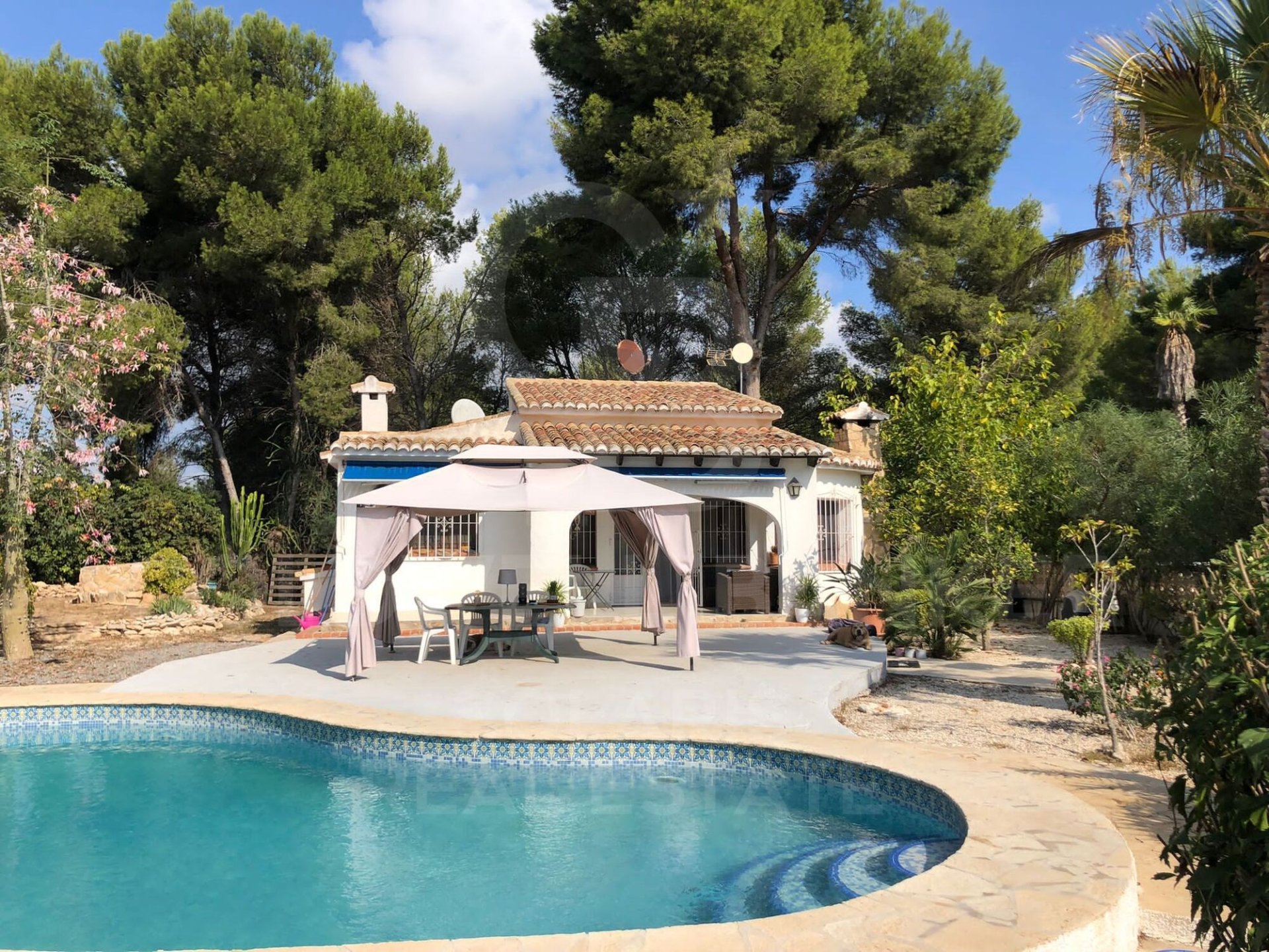 Villa a Moraira, Alicante, Spagna 2 camere da letto, 115 mq. N° 178745
