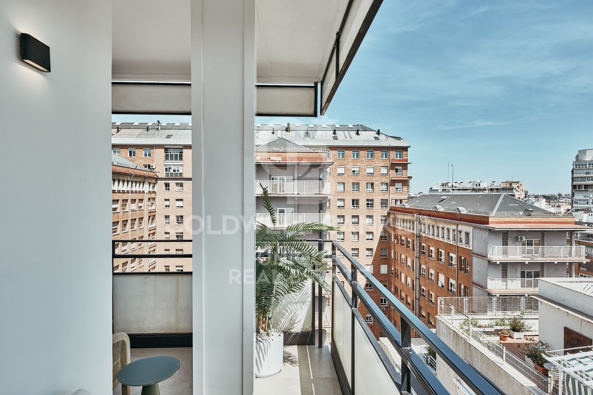 Apartment à Madrid, Espagne 3 chambres, 132 m2 No. 178743