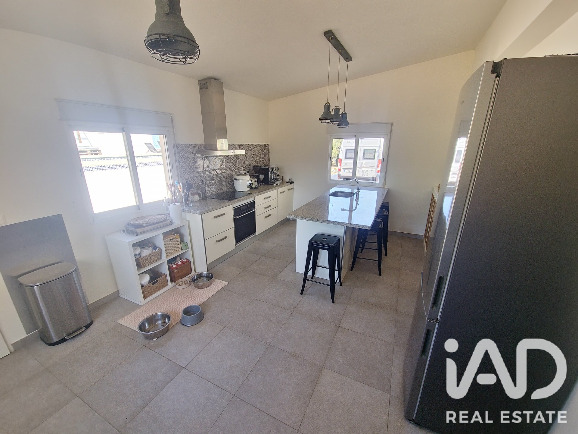 House in Busot, Alicante, Spain 5 bedrooms, 283 sq.m. No. 187993