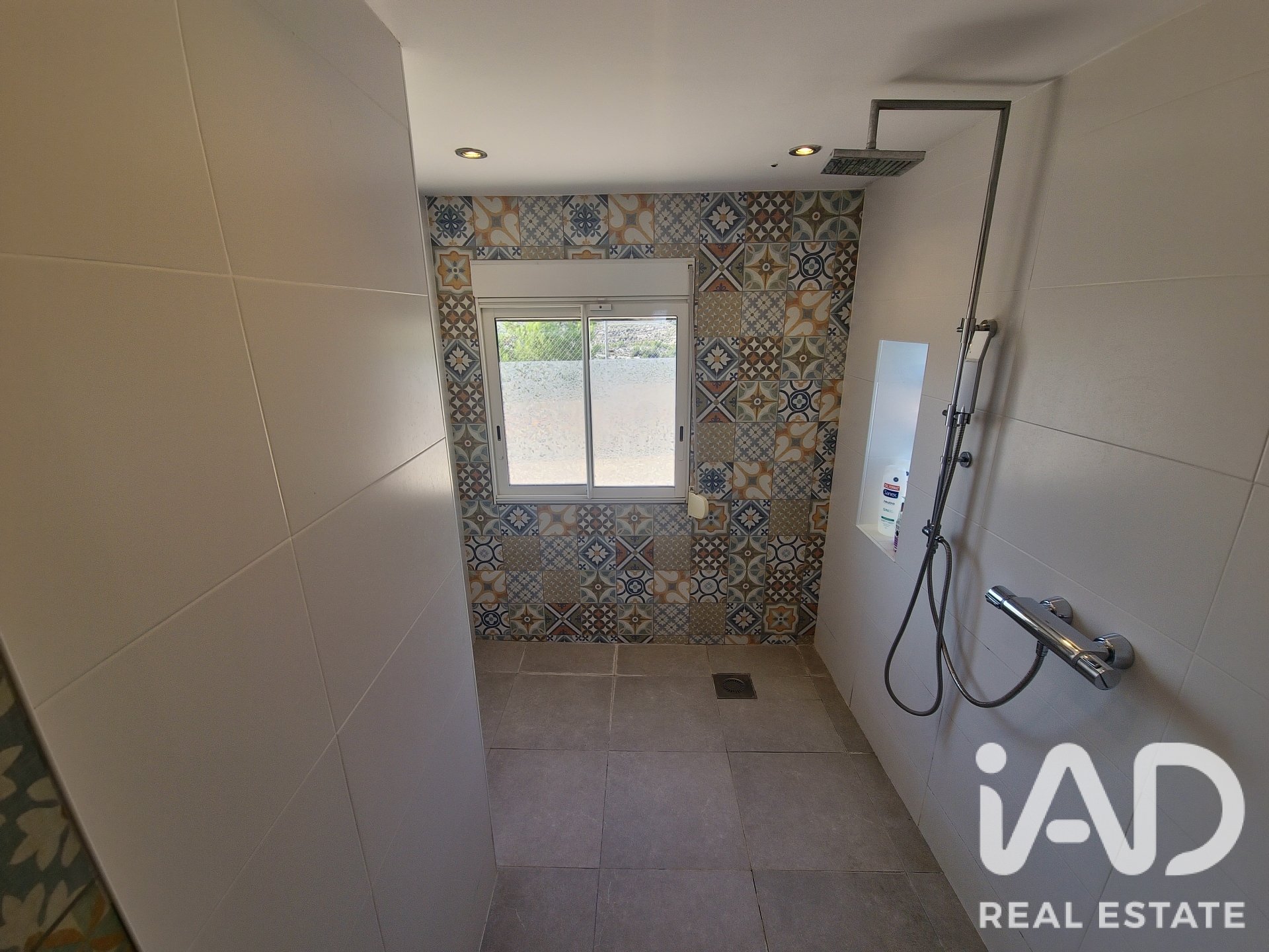 House in Busot, Alicante, Spain 5 bedrooms, 283 sq.m. No. 187993