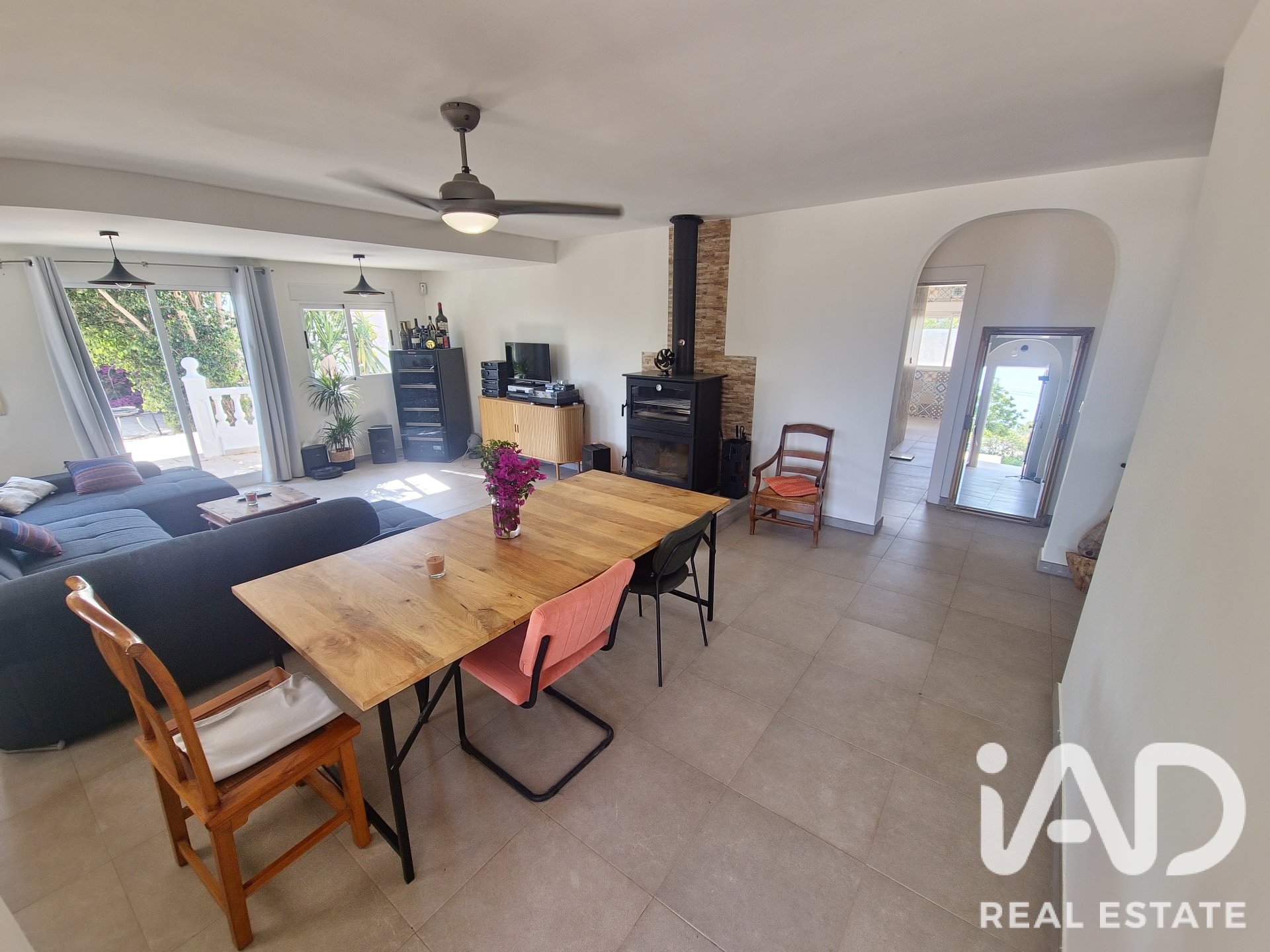 House in Busot, Alicante, Spain 5 bedrooms, 283 sq.m. No. 187993