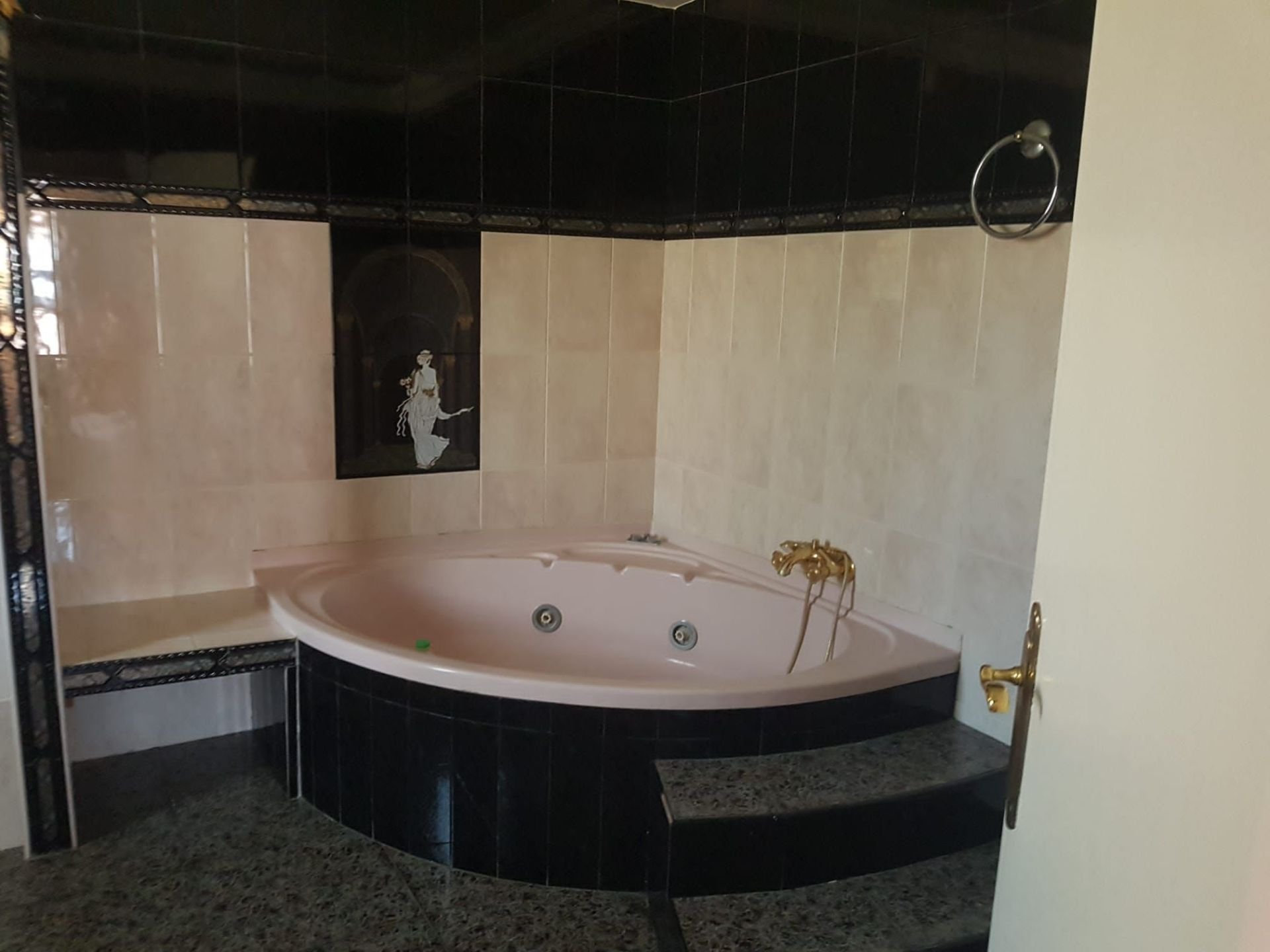 Casa a Benidorm, Alicante, Spagna 5 camere da letto, 475 mq. N° 95803