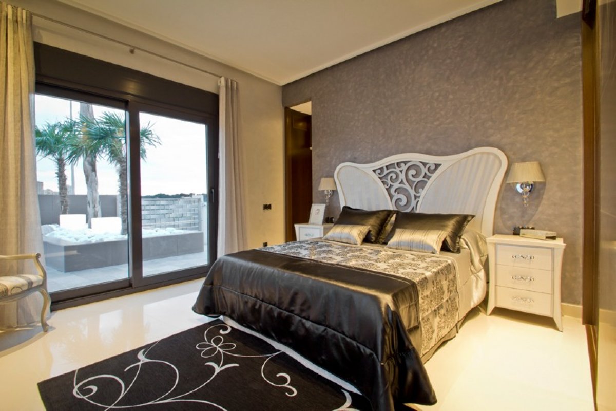 Villa en La Zenia, Alicante, España 157 m2 No. 164972