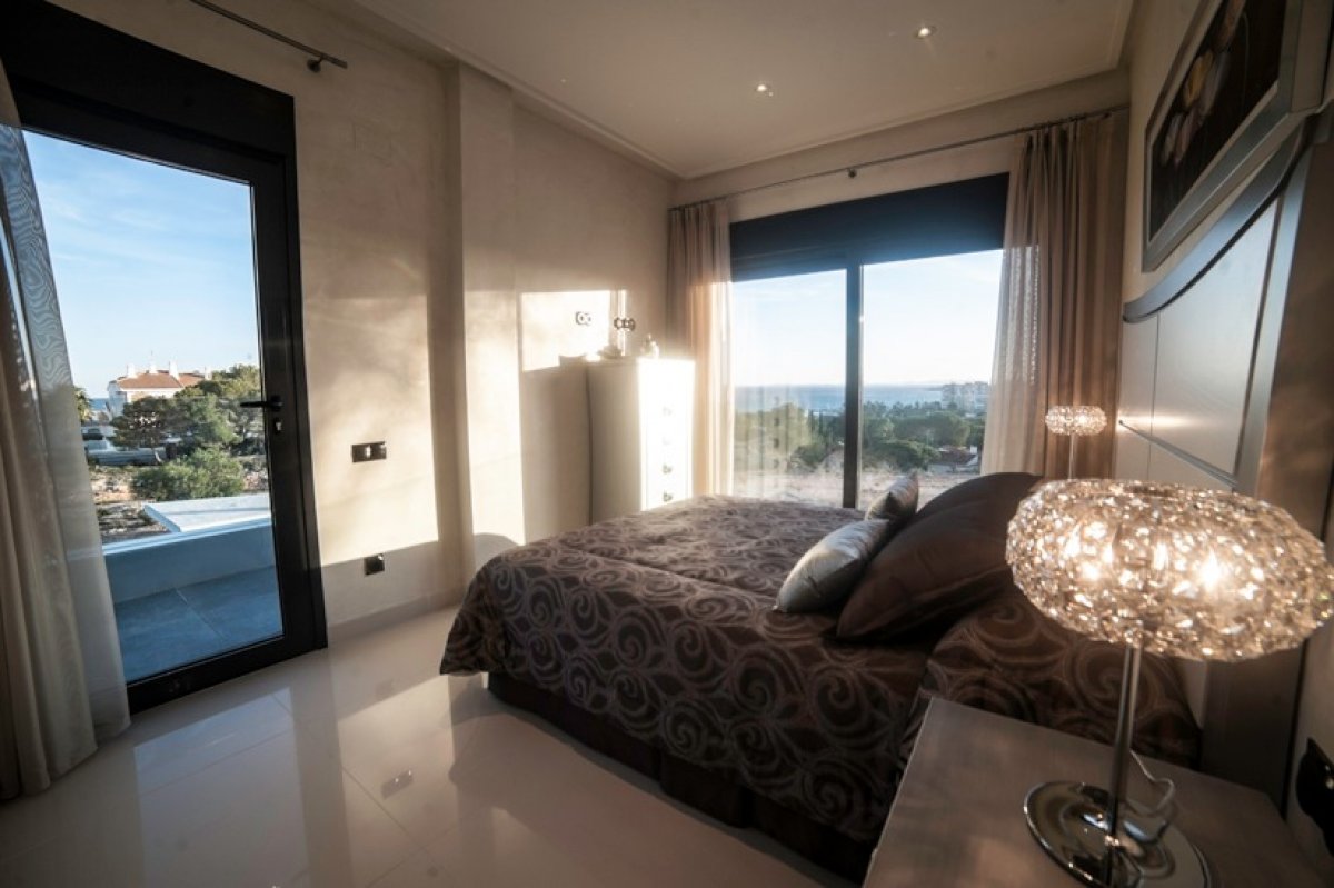 Villa en La Zenia, Alicante, España 157 m2 No. 164972