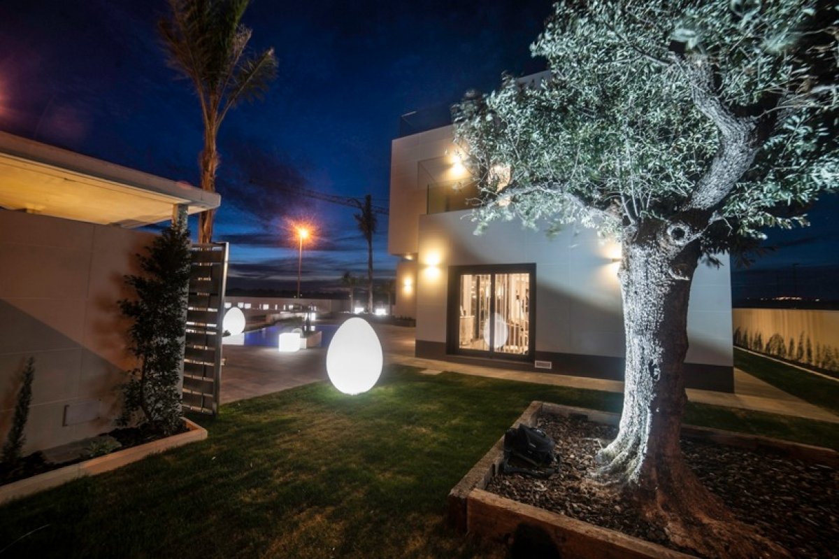 Villa en La Zenia, Alicante, España 157 m2 No. 164972