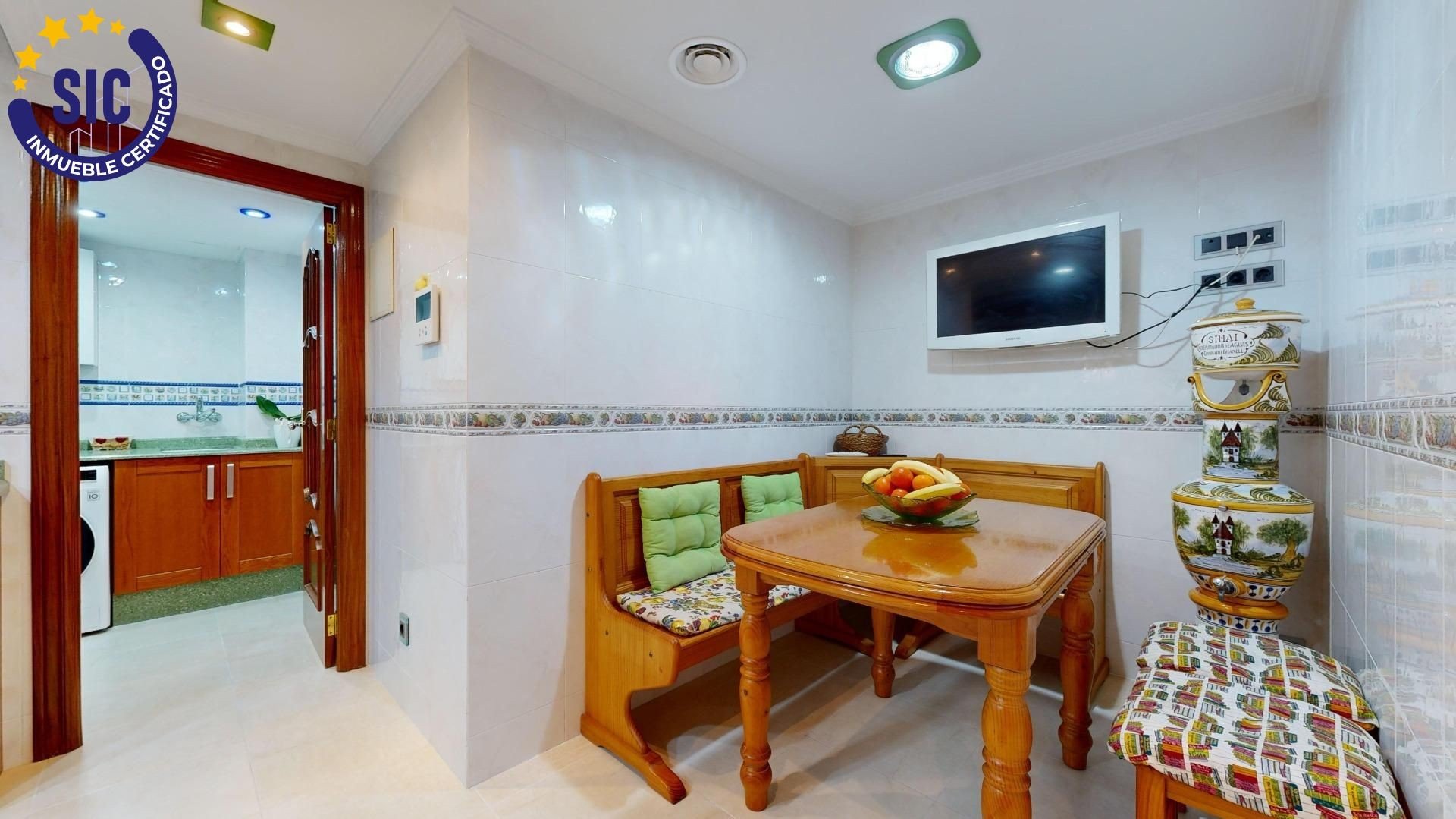Wohnung in Valencia, Spanien 3 Schlafzimmer, 165 m2 Nr. 133340
