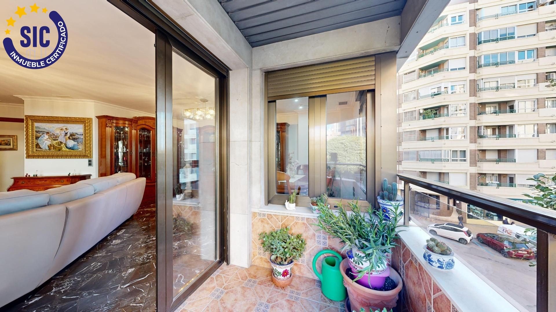 Wohnung in Valencia, Spanien 3 Schlafzimmer, 165 m2 Nr. 133340