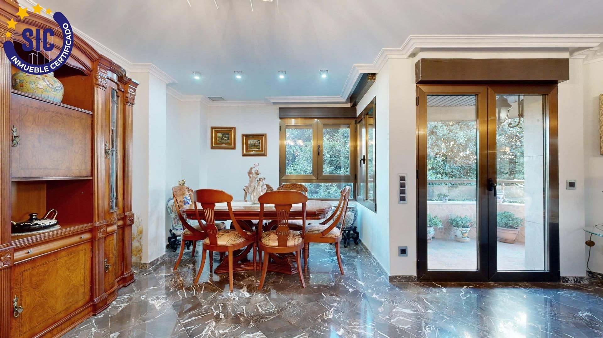 Wohnung in Valencia, Spanien 3 Schlafzimmer, 165 m2 Nr. 133340