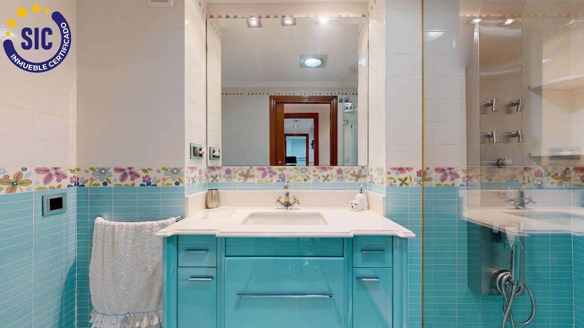 Wohnung in Valencia, Spanien 3 Schlafzimmer, 165 m2 Nr. 133340