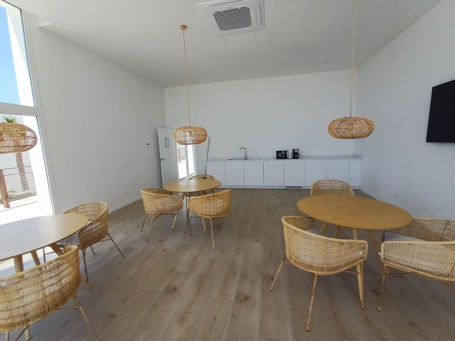 Tvåvåningslägenhet i Villajoyosa, Alicante, Spanien 3 sovrum, 199 kvm. Nr. 133337