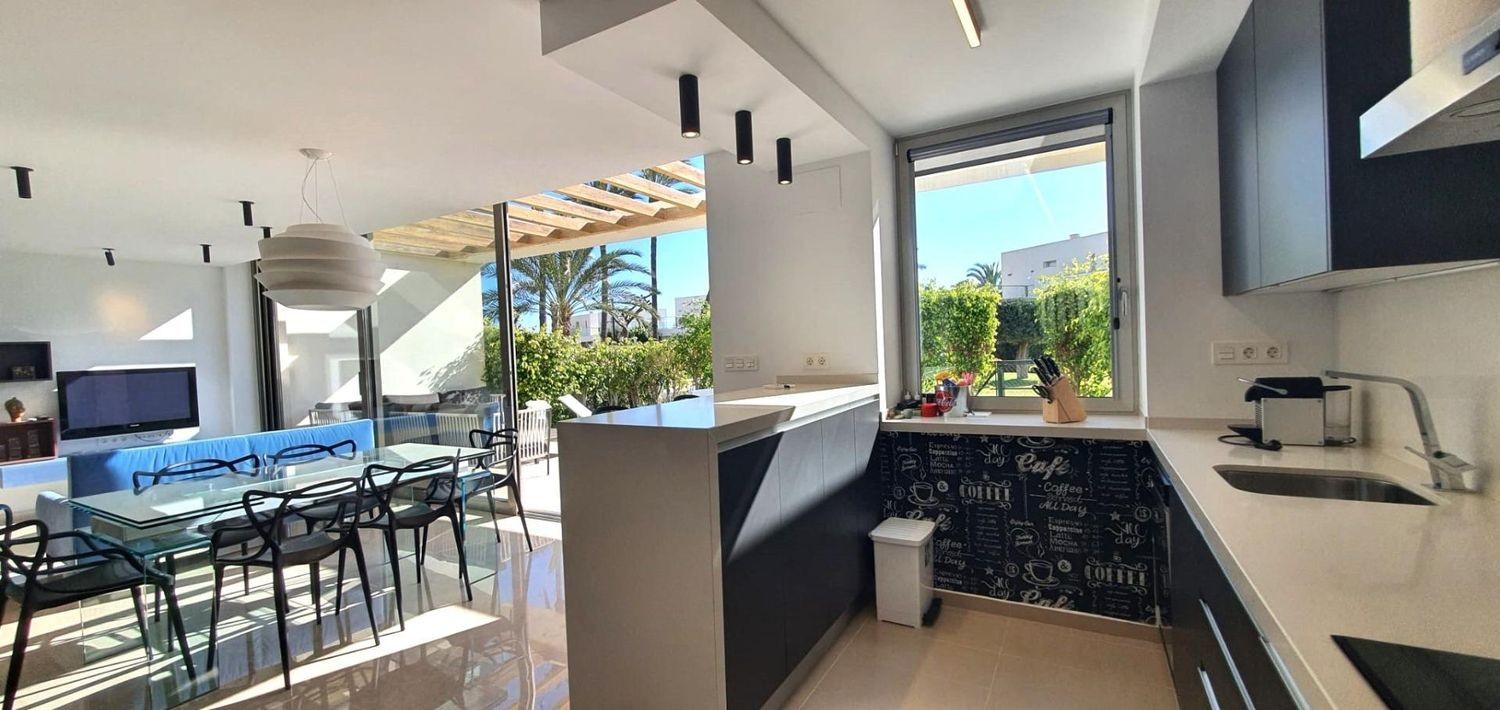 Huvila Villajoyosa, Alicante, Espanja 3 makuuhuonetta, 181 m2 No. 133338