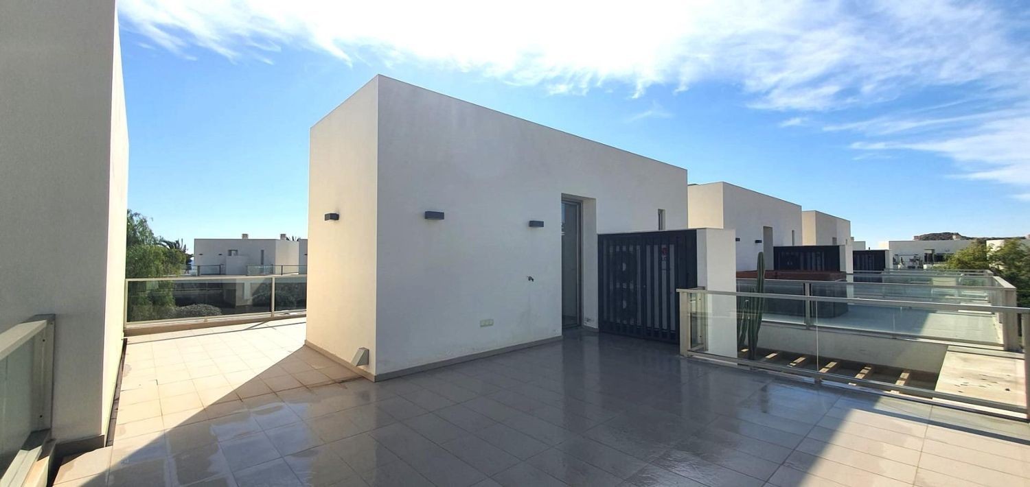 Huvila Villajoyosa, Alicante, Espanja 3 makuuhuonetta, 181 m2 No. 133338