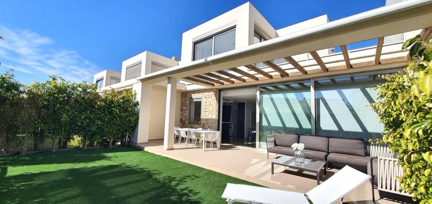 Huvila Villajoyosa, Alicante, Espanja 3 makuuhuonetta, 181 m2 No. 133338