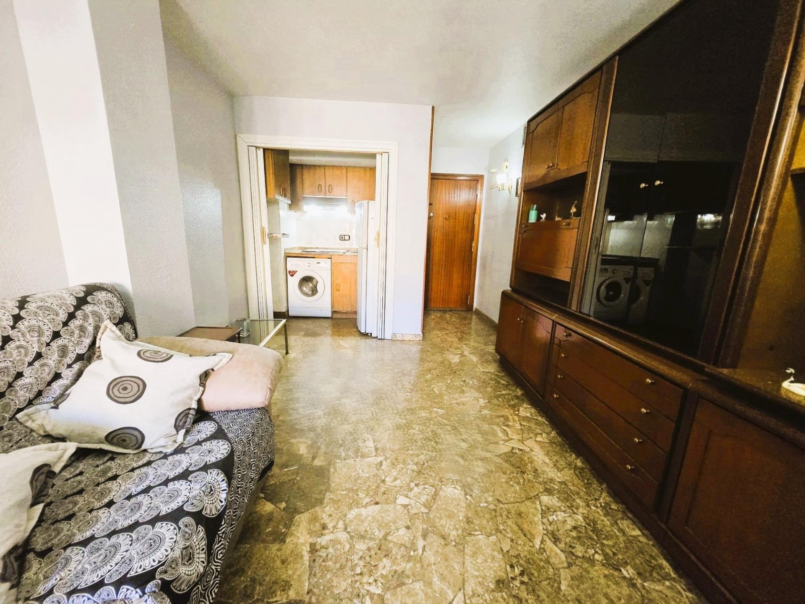 Apartment à Valencia, Espagne 1 chambre, 60 m2 No. 133339