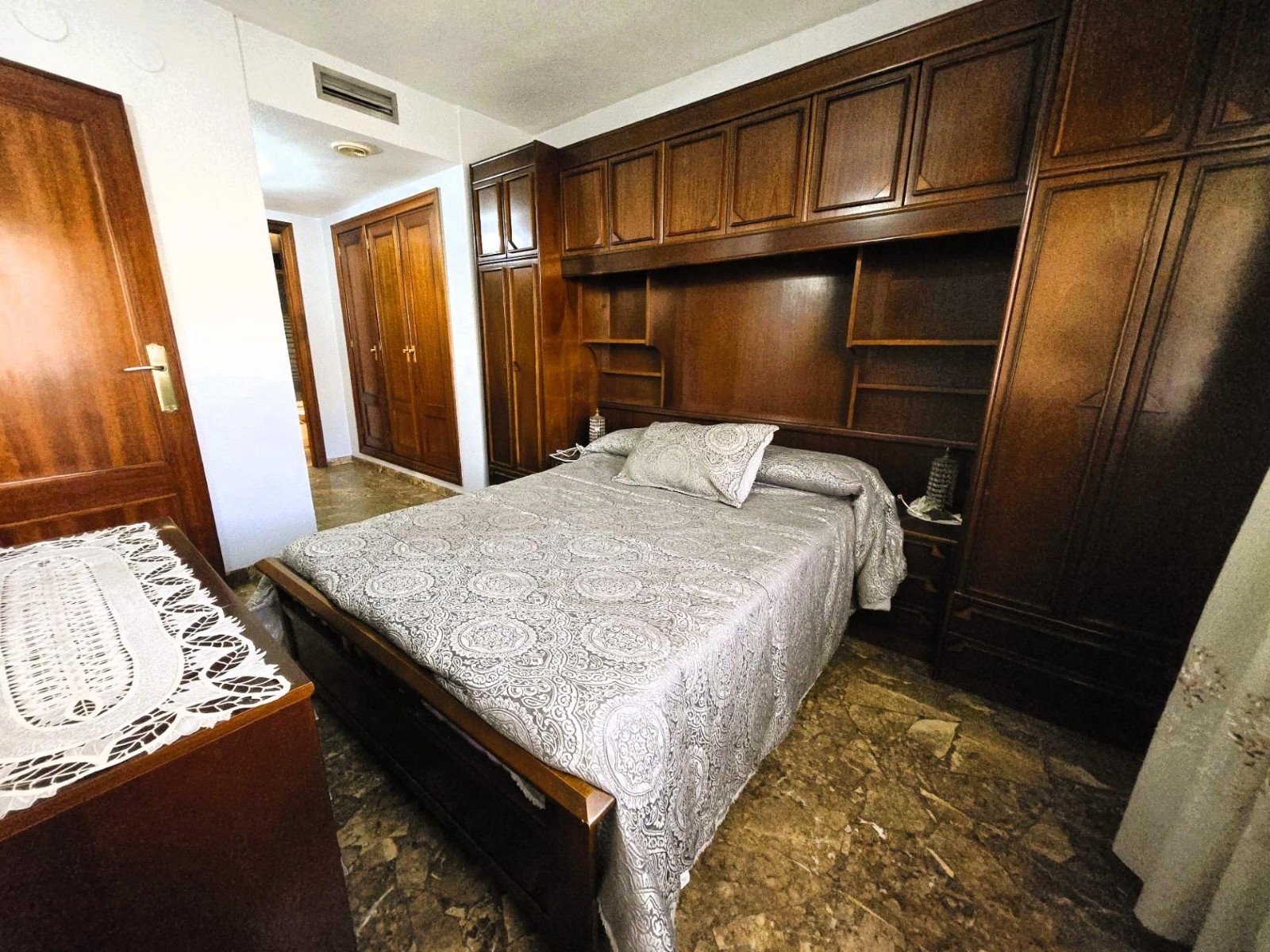 Apartment à Valencia, Espagne 1 chambre, 60 m2 No. 133339