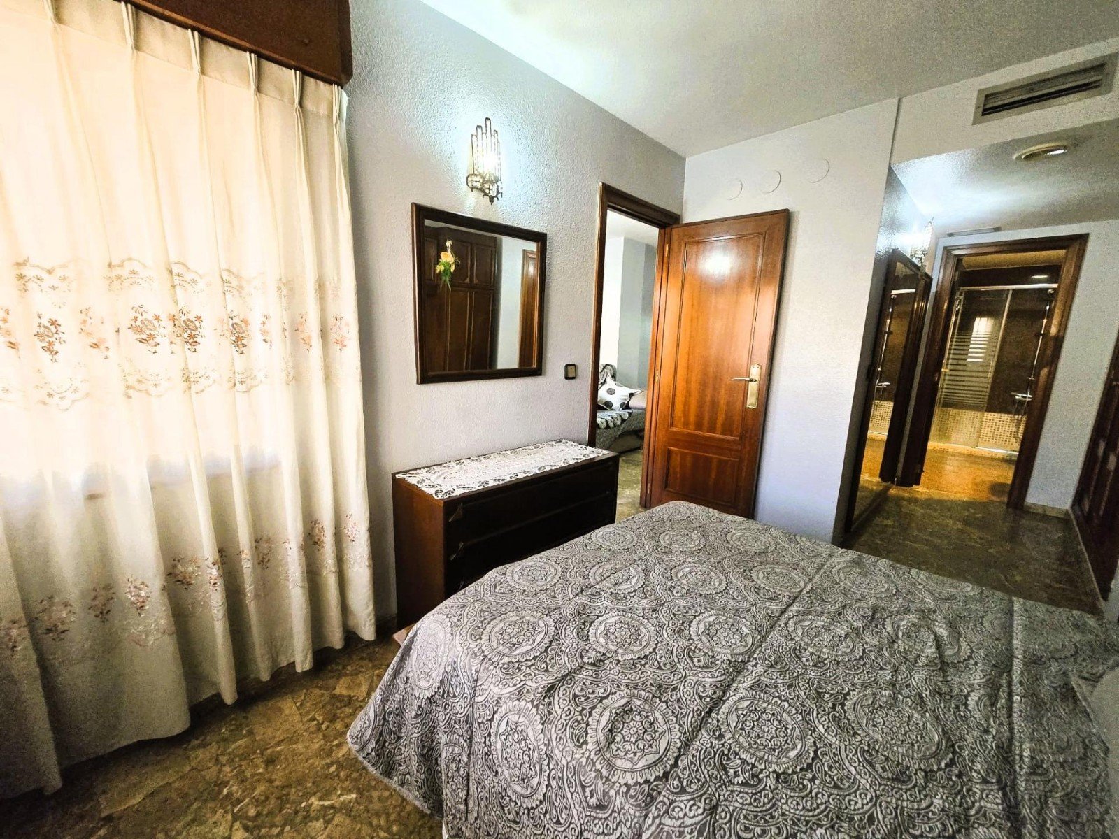 Apartment à Valencia, Espagne 1 chambre, 60 m2 No. 133339