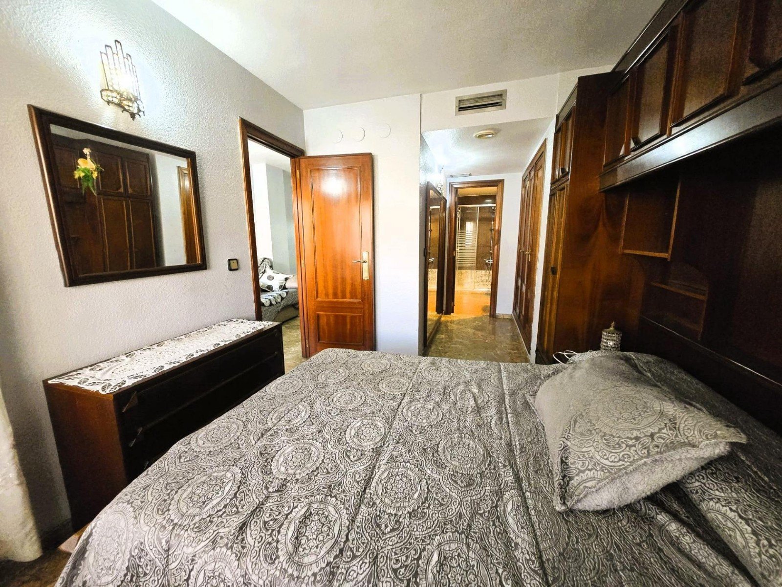 Apartment à Valencia, Espagne 1 chambre, 60 m2 No. 133339