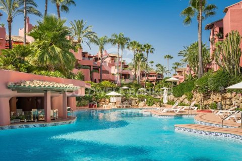Huoneisto Estepona, Malaga, Espanja 3 makuuhuonetta, 130 m2 No. 158372