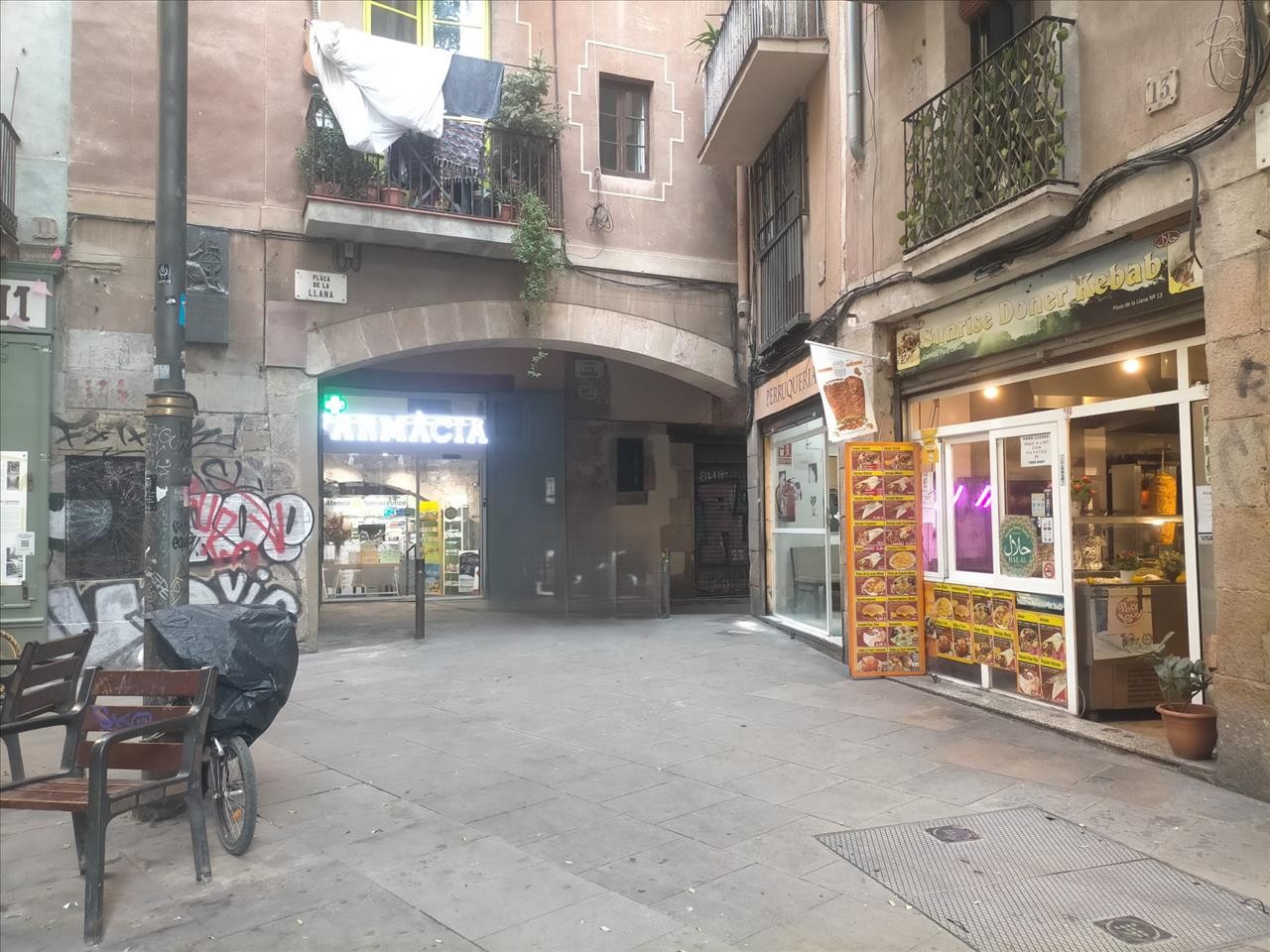 Komerciāls īpašums Barcelona, Spānijā 2 istabas, 549 m2 Nr. 166953