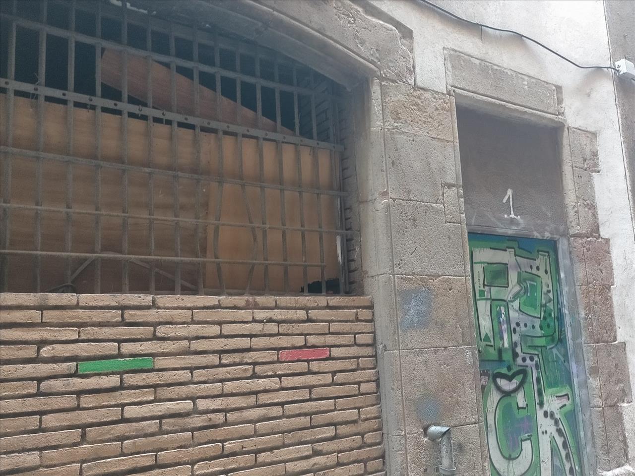 Komerciāls īpašums Barcelona, Spānijā 2 istabas, 549 m2 Nr. 166953