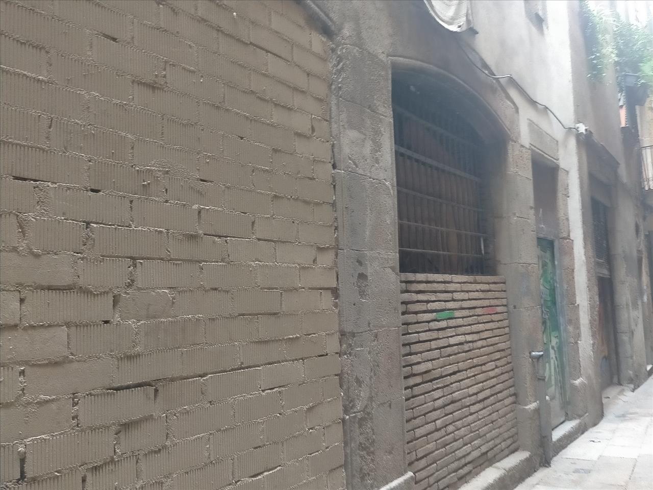 Komerciāls īpašums Barcelona, Spānijā 2 istabas, 549 m2 Nr. 166953