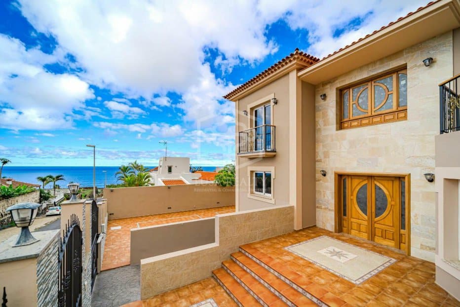 Villa à Garachico, Tenerife, Espagne 5 chambres, 383 m2 No. 111046