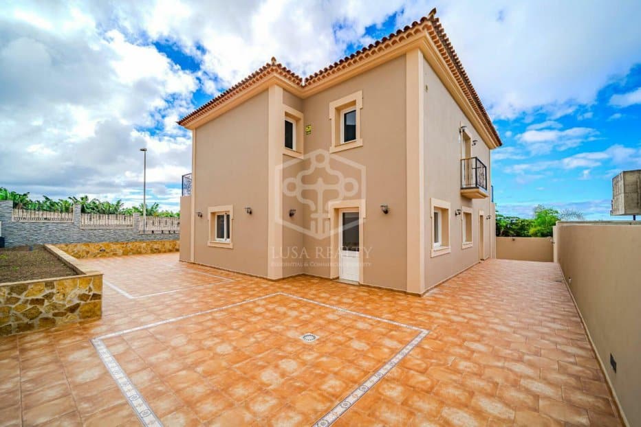 Villa à Garachico, Tenerife, Espagne 5 chambres, 383 m2 No. 111046