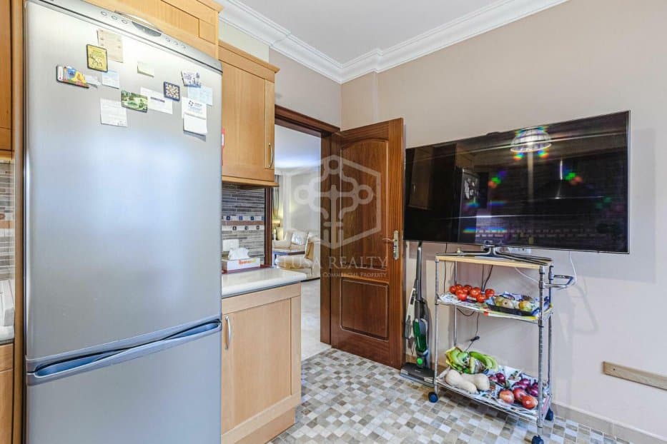 Radhus i Adeje, Tenerife, Spanien 3 sovrum, 272 kvm. Nr. 111047