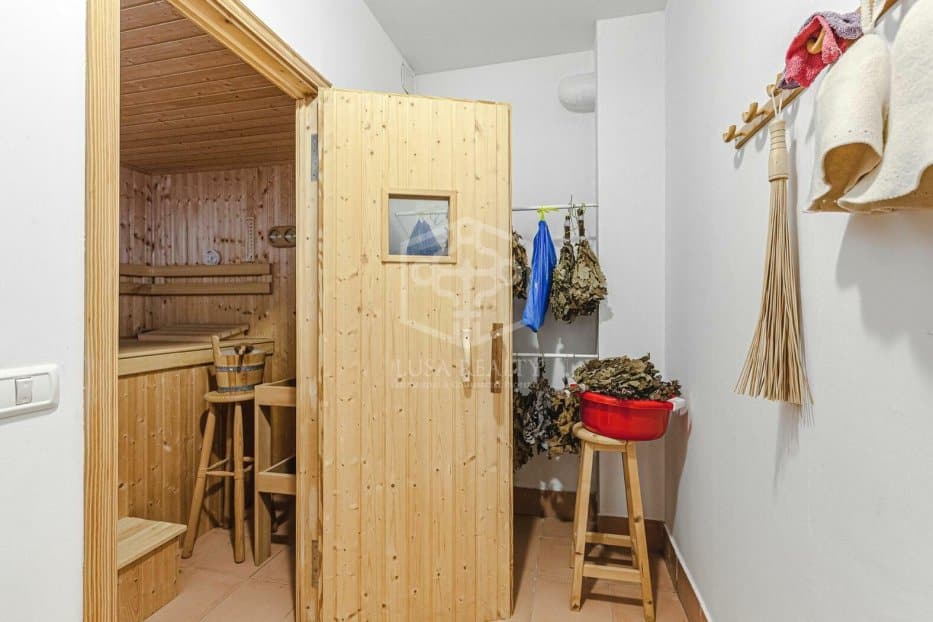 Radhus i Adeje, Tenerife, Spanien 3 sovrum, 272 kvm. Nr. 111047
