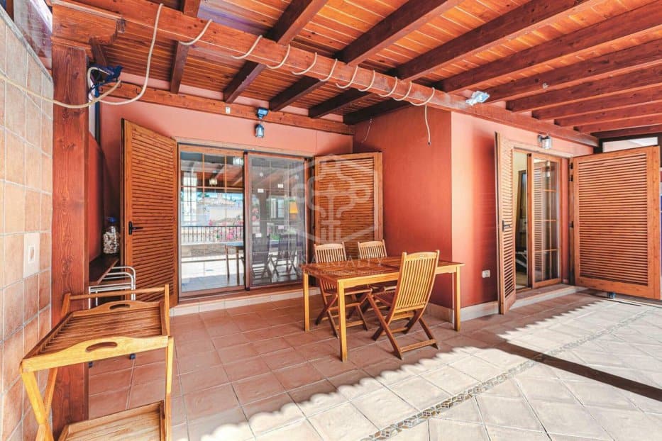 Radhus i Adeje, Tenerife, Spanien 3 sovrum, 272 kvm. Nr. 111047