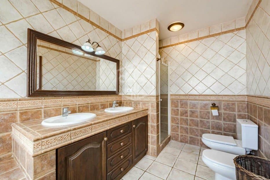 Villa à San Miguel de Abona, Tenerife, Espagne 4 chambres, 306 m2 No. 111049