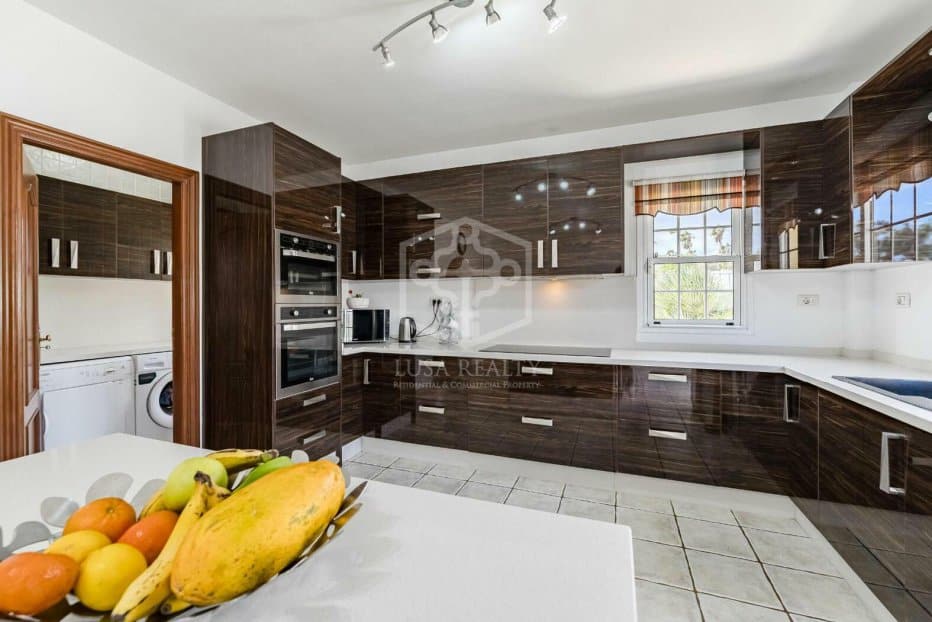Villa à San Miguel de Abona, Tenerife, Espagne 4 chambres, 306 m2 No. 111049