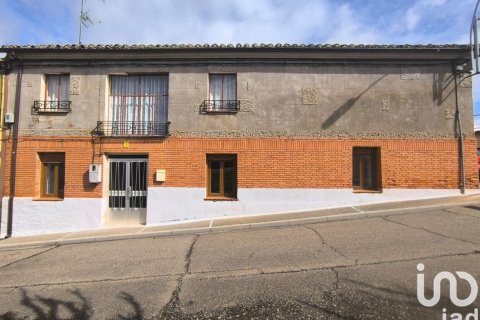 Talo Castilfale, Leon, Espanja 3 makuuhuonetta, 364 m2 No. 185897