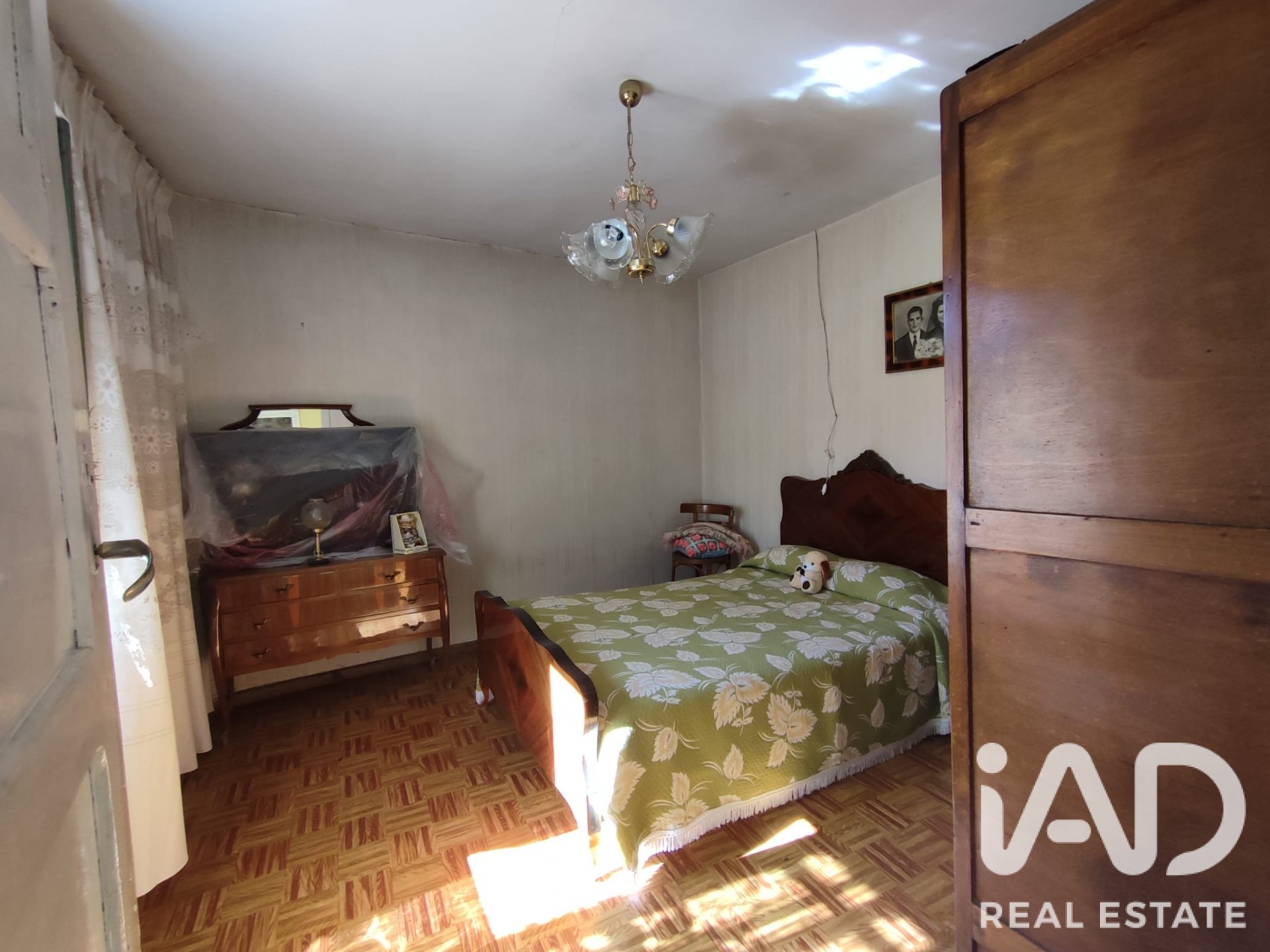 Villa en Luyego, León, España 5 dormitorios, 482 m2 No. 195796