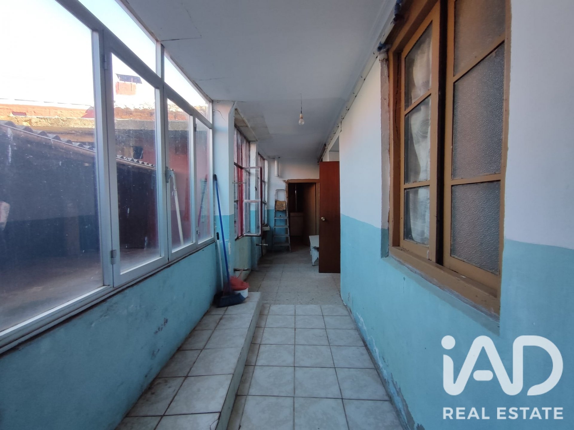 Villa en Luyego, León, España 5 dormitorios, 482 m2 No. 195796