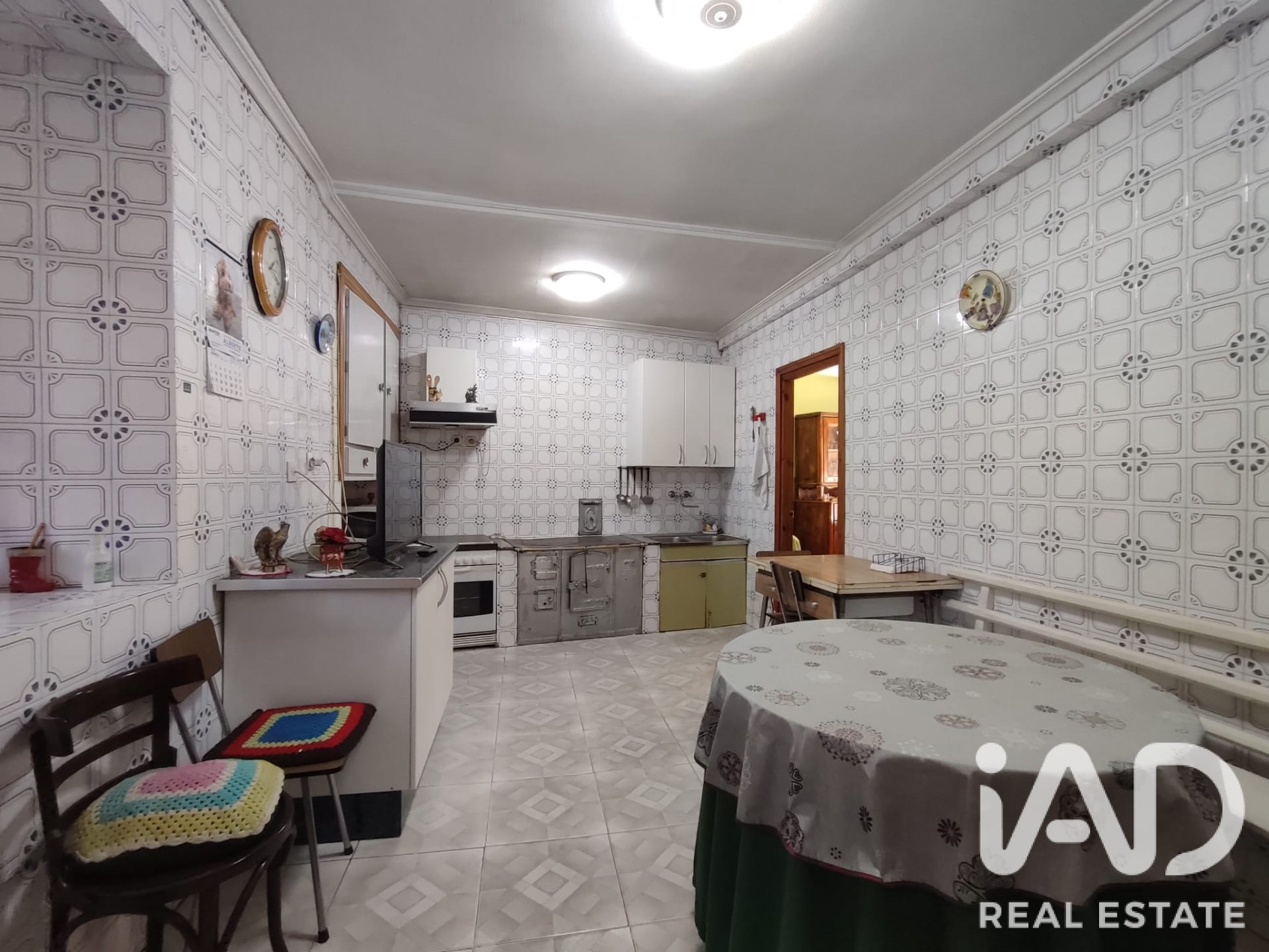 Villa en Luyego, León, España 5 dormitorios, 482 m2 No. 195796