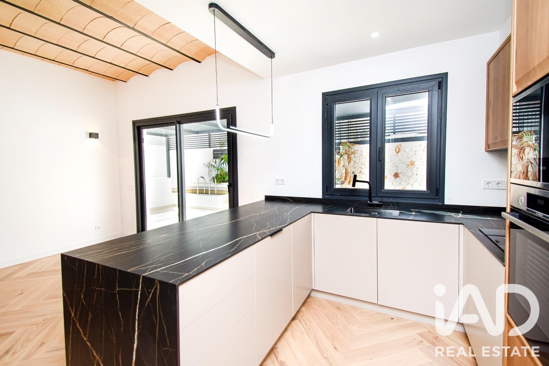 House in Palma de Majorca, Mallorca, Spain 3 bedrooms, 250 sq.m. No. 195795