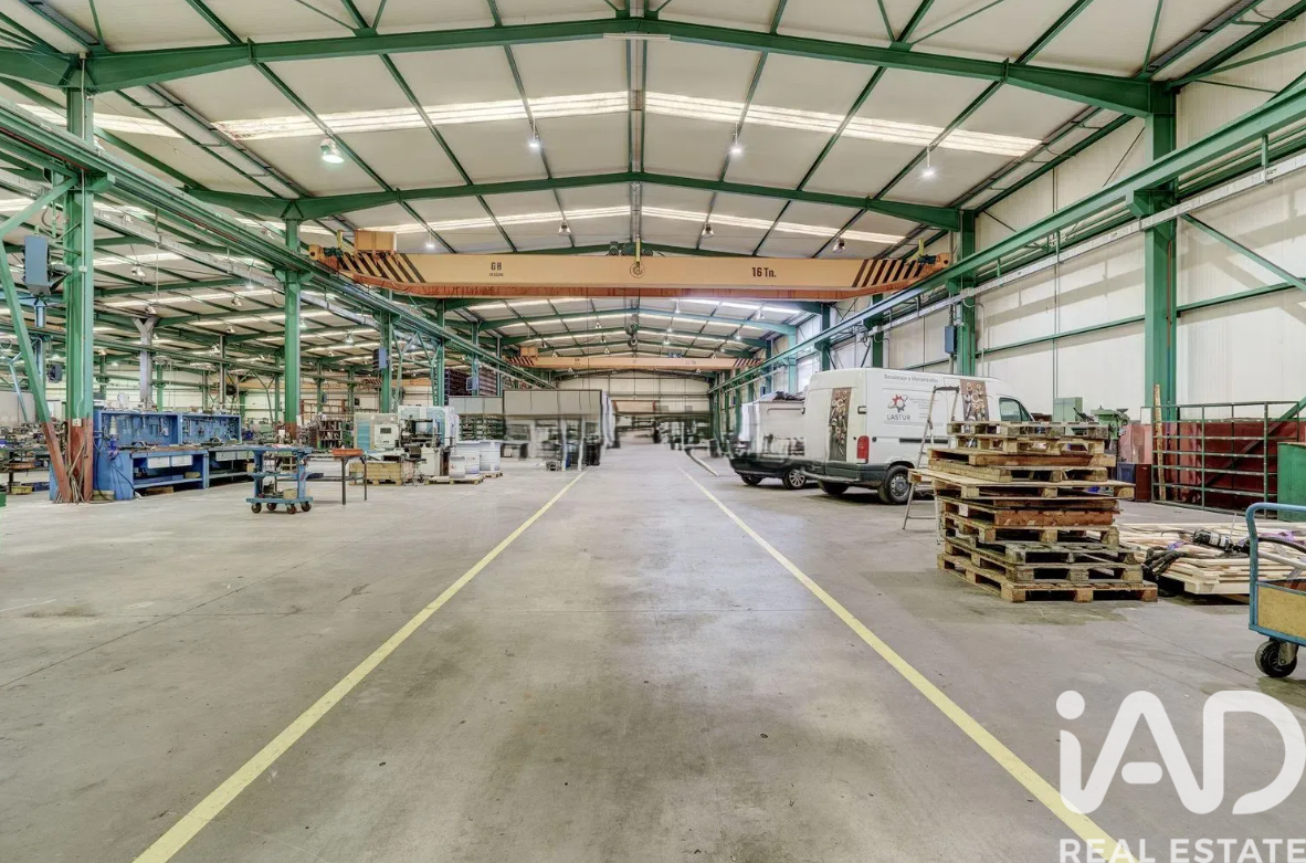Commercial property à Deba, Gipuzkoa, Espagne 7 chambres, 9072 m2 No. 195797