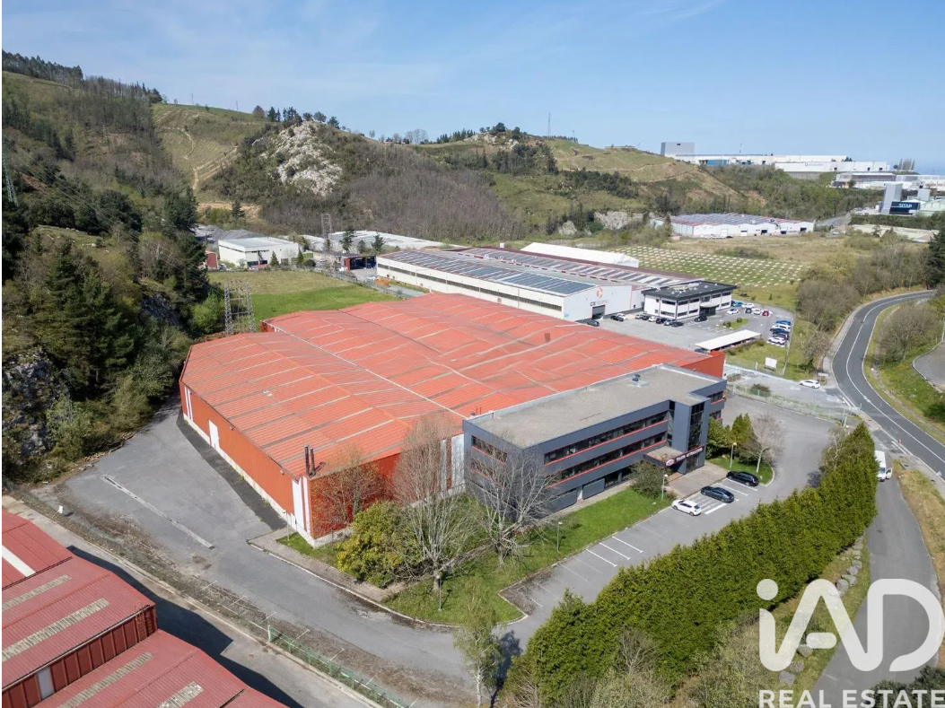 Commercial property à Deba, Gipuzkoa, Espagne 7 chambres, 9072 m2 No. 195797